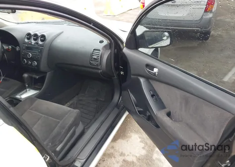 2009 Nissan Altima Hybrid z USA, uszkodzony, nr VIN 1N4CL21E69C132739